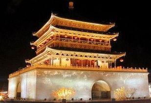 吃瓜钟楼,探寻美食与文化的交汇之地