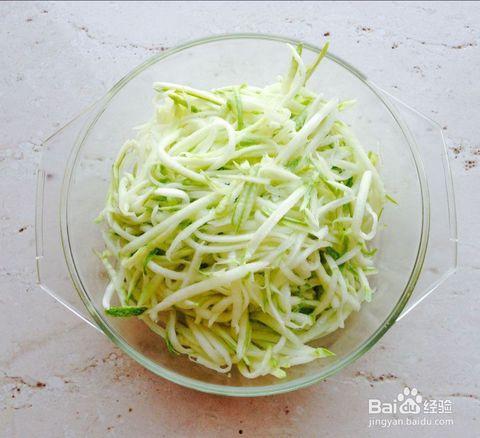 角瓜拌着吃做法,角瓜拌菜，简单美味家常做法